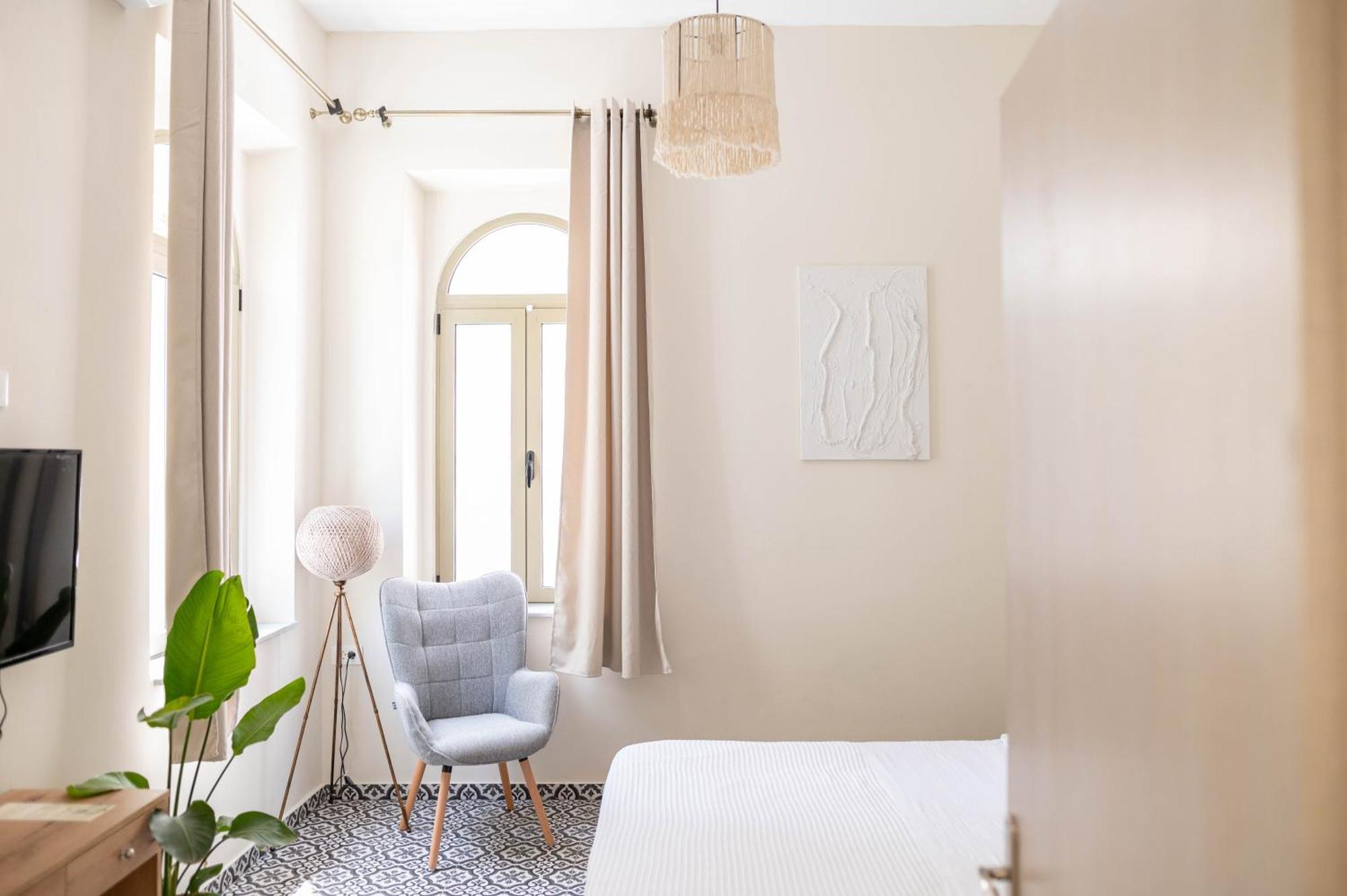 Kosnian City Suites Extérieur photo
